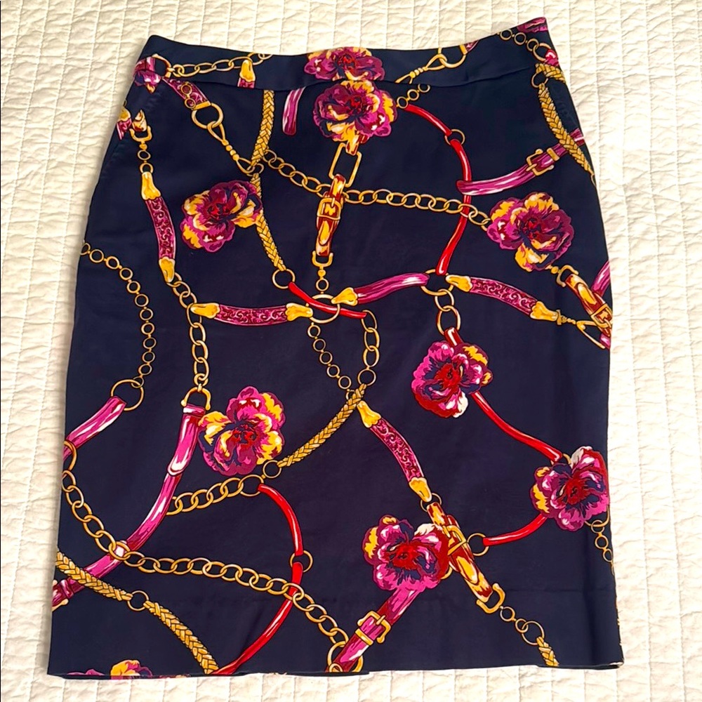 Lovely Navy Floral skirt 🌺